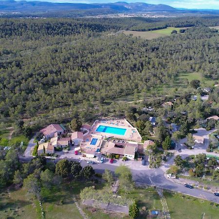 Bungalow Claret Vacquières Екстериор снимка