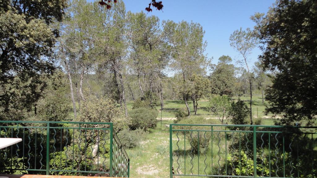Bungalow Claret Vacquières Екстериор снимка