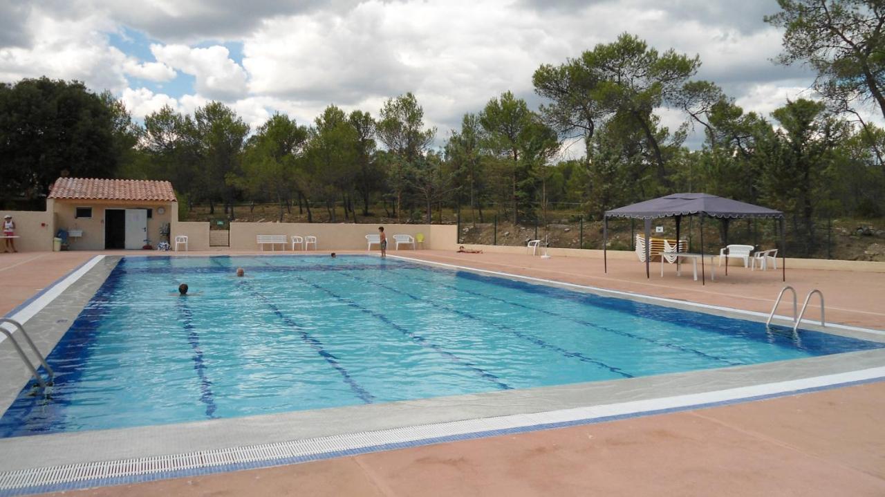 Bungalow Claret Vacquières Екстериор снимка